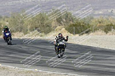 media/Dec-06-2025-CVMA (Sat) [[4a896cc04c]]/Race 4-Formula Middleweight/